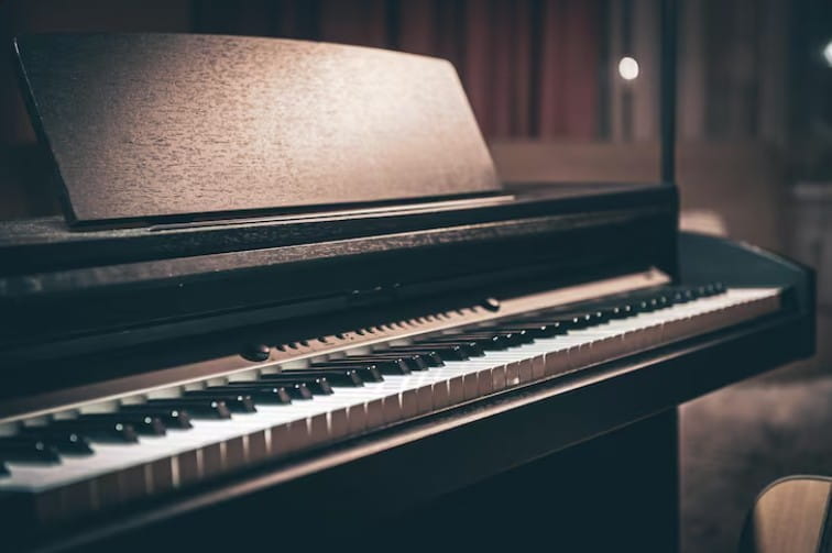 elegant black grand piano